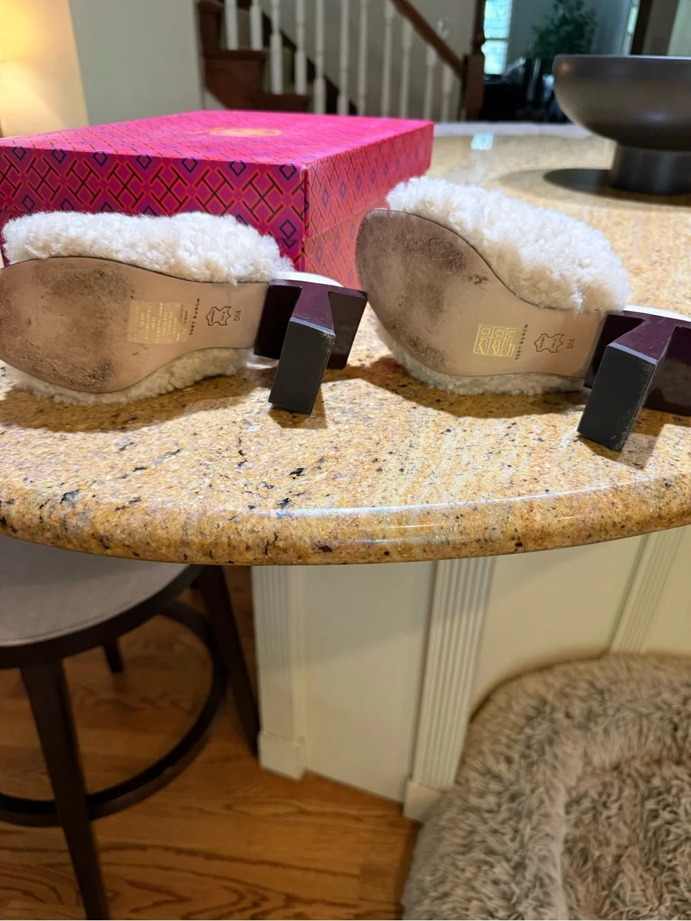 EUC Tory Burch Shearling Mule Sandals